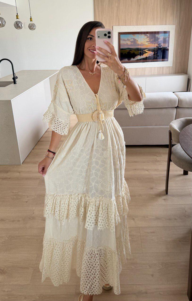 White Boho Maxi Dress, Lace Tiered Dress, Long Sleeve Summer Dress, Beach Vacation Outfit, Bohemian Wedding Guest Dress, Boho Kleid.