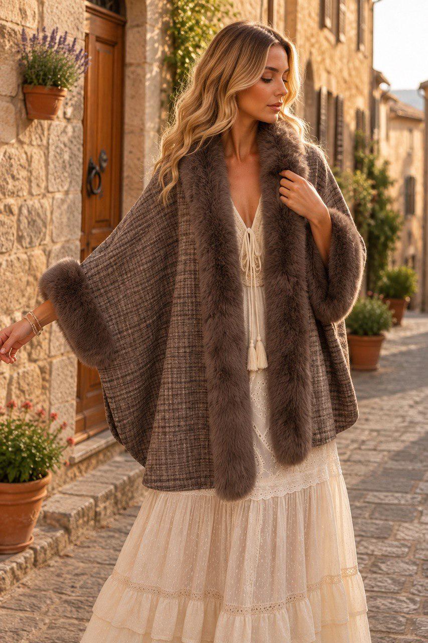 Boho Faux Fur Trimmed Poncho, Women's Winter Cape, Elegant Bohemian Shawl, Cozy Plaid Wrap, Festival Outerwear, Autumn Layer.